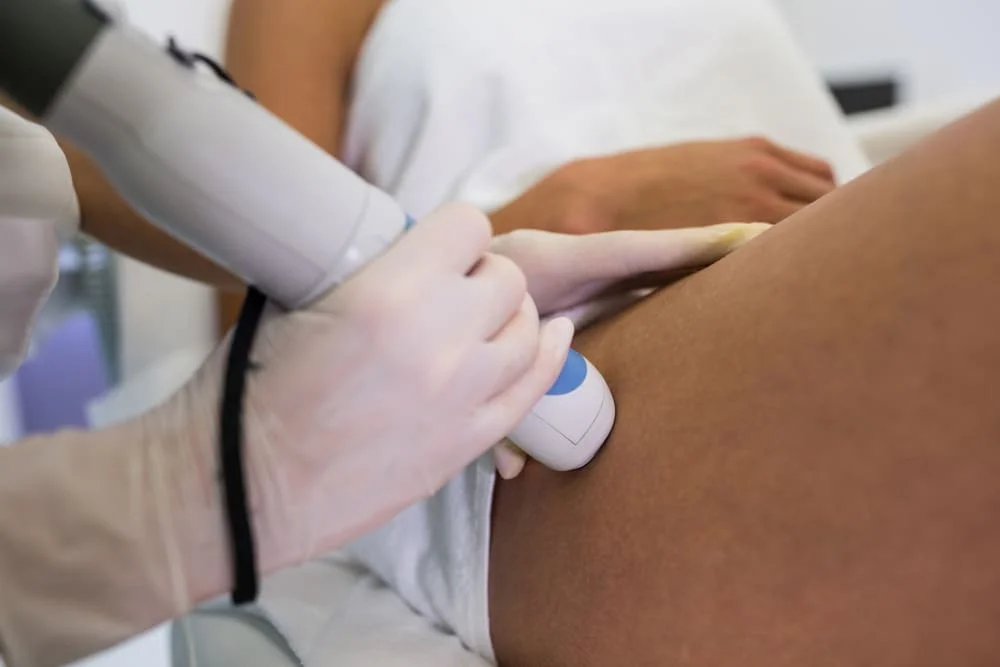 Laseroterapia i zabiegi małoinwazyjne w terapii dna miednicy